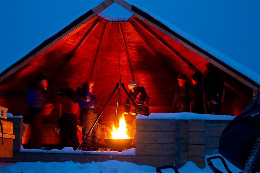 Features - shelter-in-lapland-2 shelter-in-lapland-2