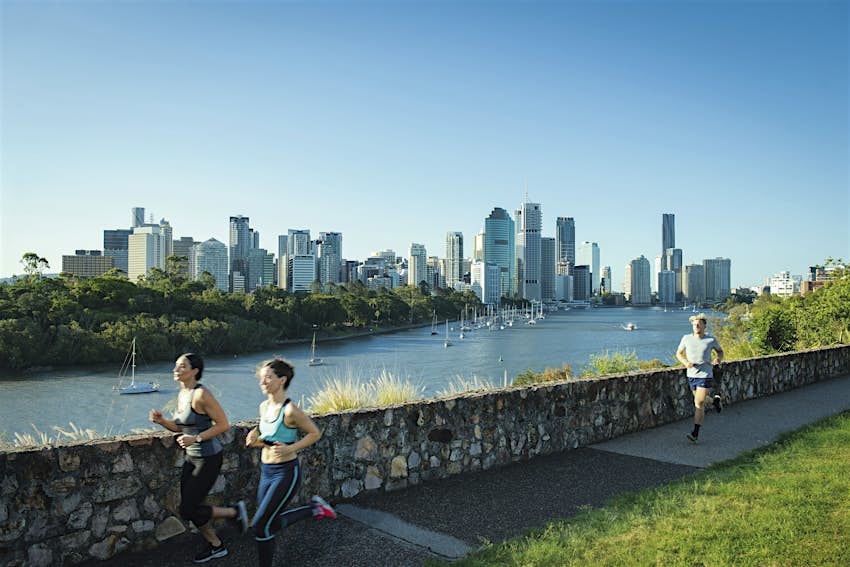 Features - Kangaroo Point Joggers running along the cliff tip path at Kangaroo Poin