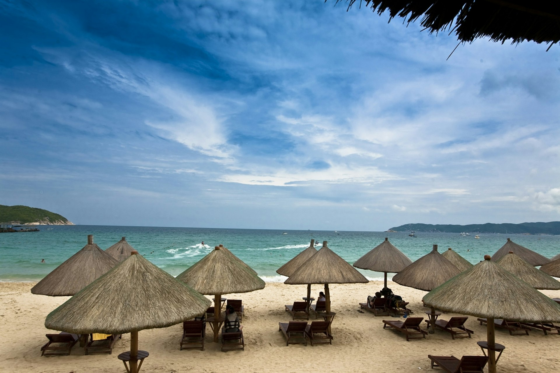 A dreamy setting in Yalong Bay. Image by Sino Images / Getty