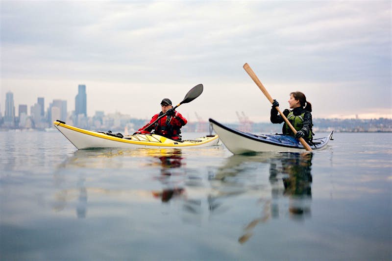 Features - 122362066_11_rs Kayaking is a great way to see Seattle’s waterways. Image by Kirk Mastin / Aurora / Getty