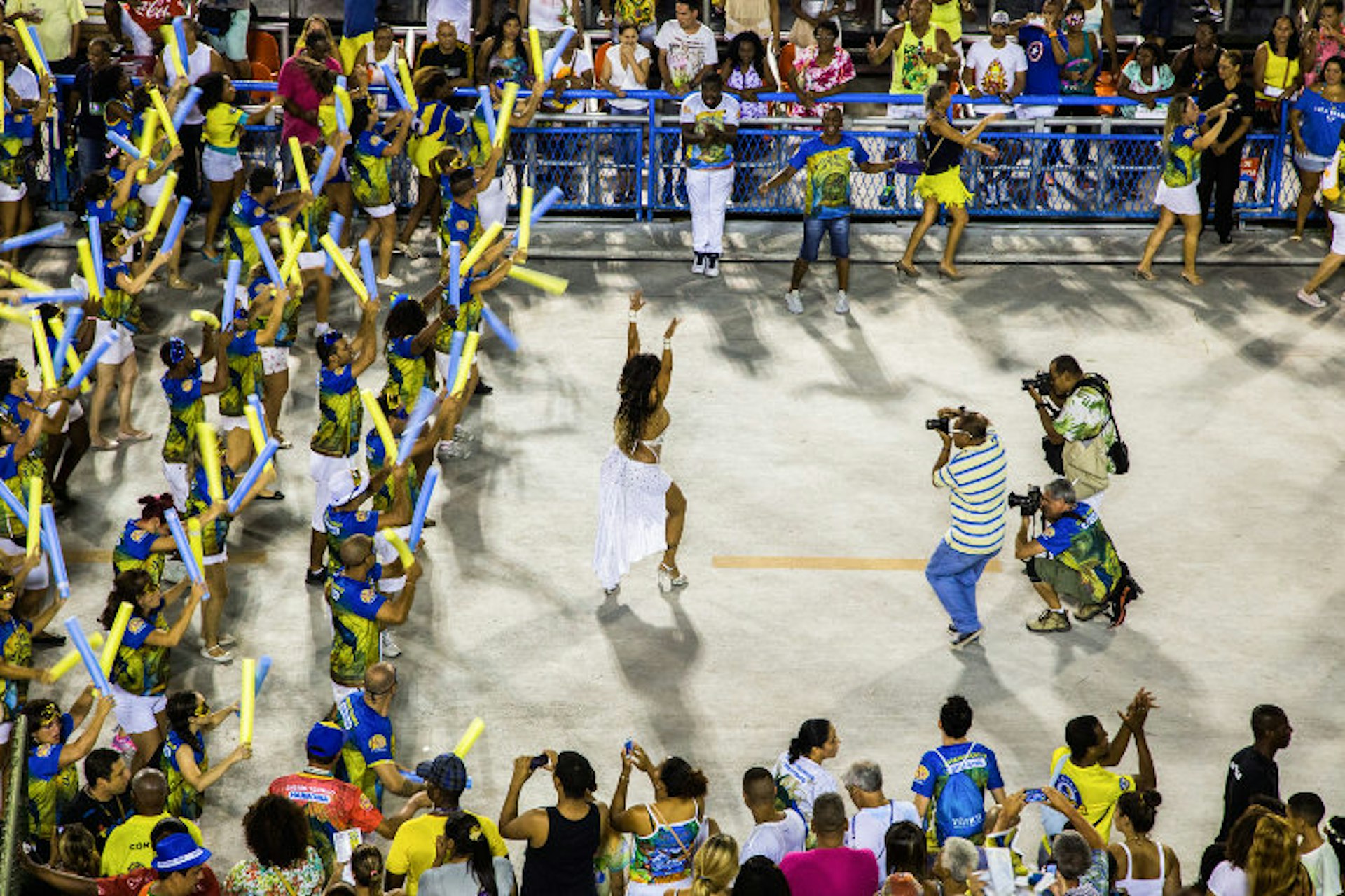 One of the samba schools shows off their skills. Image by Teresa Geer / Lonely Planet