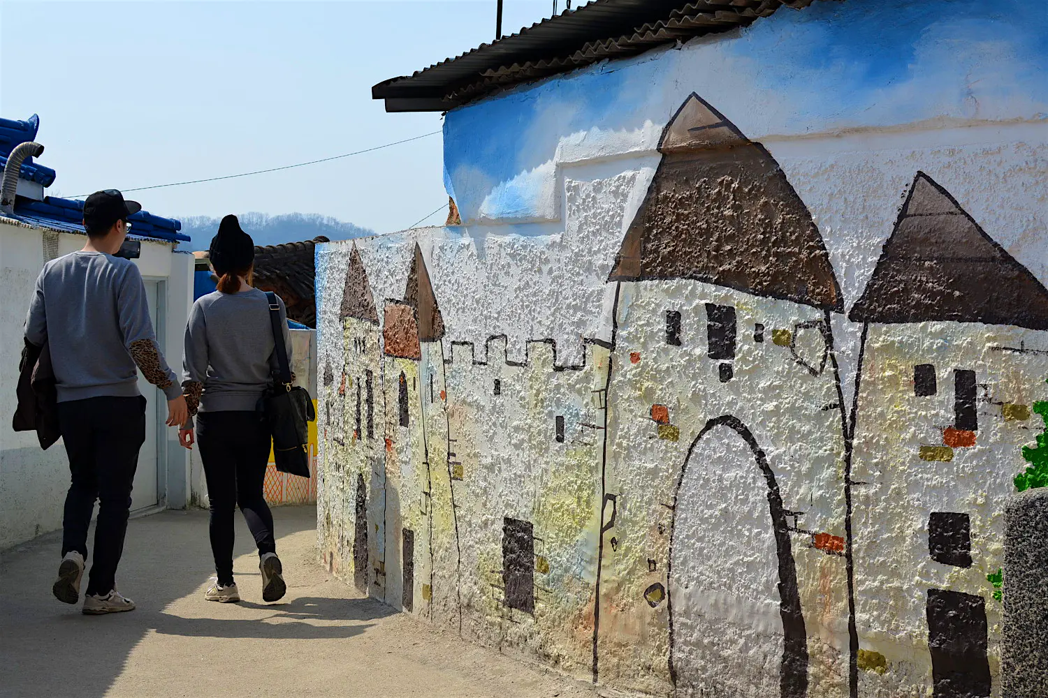 Features - Murals of Jaman Art Village are great for an afternoon wander. Image by Rebecca Milner / Lonely Planet Murals of Jaman Art Village are great for an afternoon wander. Image by Rebecca Milner / Lonely Planet