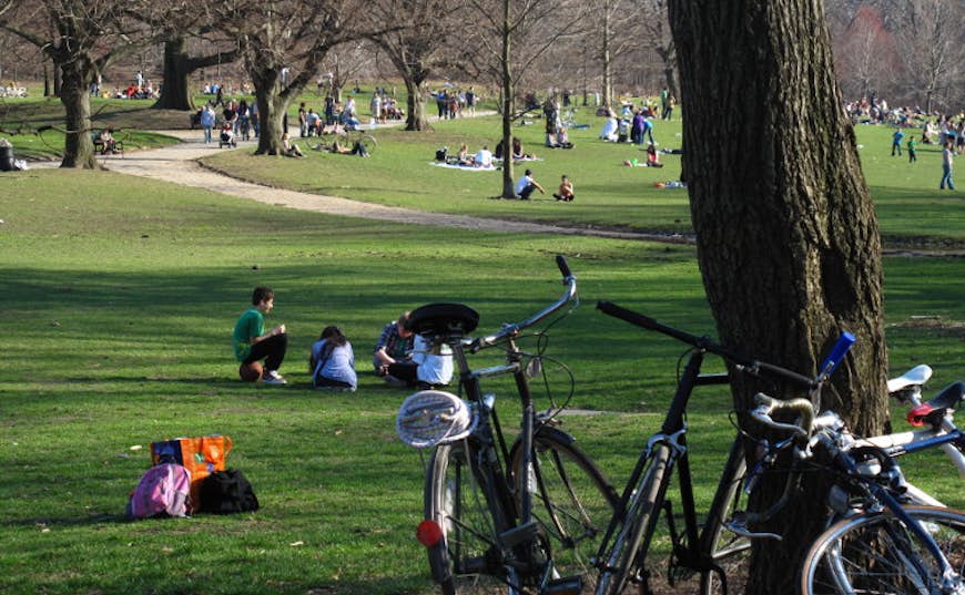 The 585 acres of Prospect Park are best covered on two wheels. Image by Matthew Hurst / CC BY 2.0