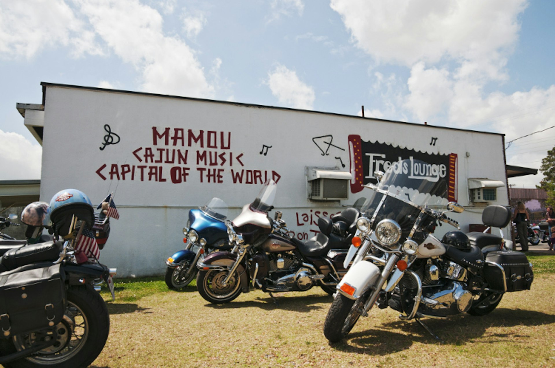 Motorbikes outside Fred's Lounge. Image by Stephen Saks / Lonely Planet Images / Getty Images 