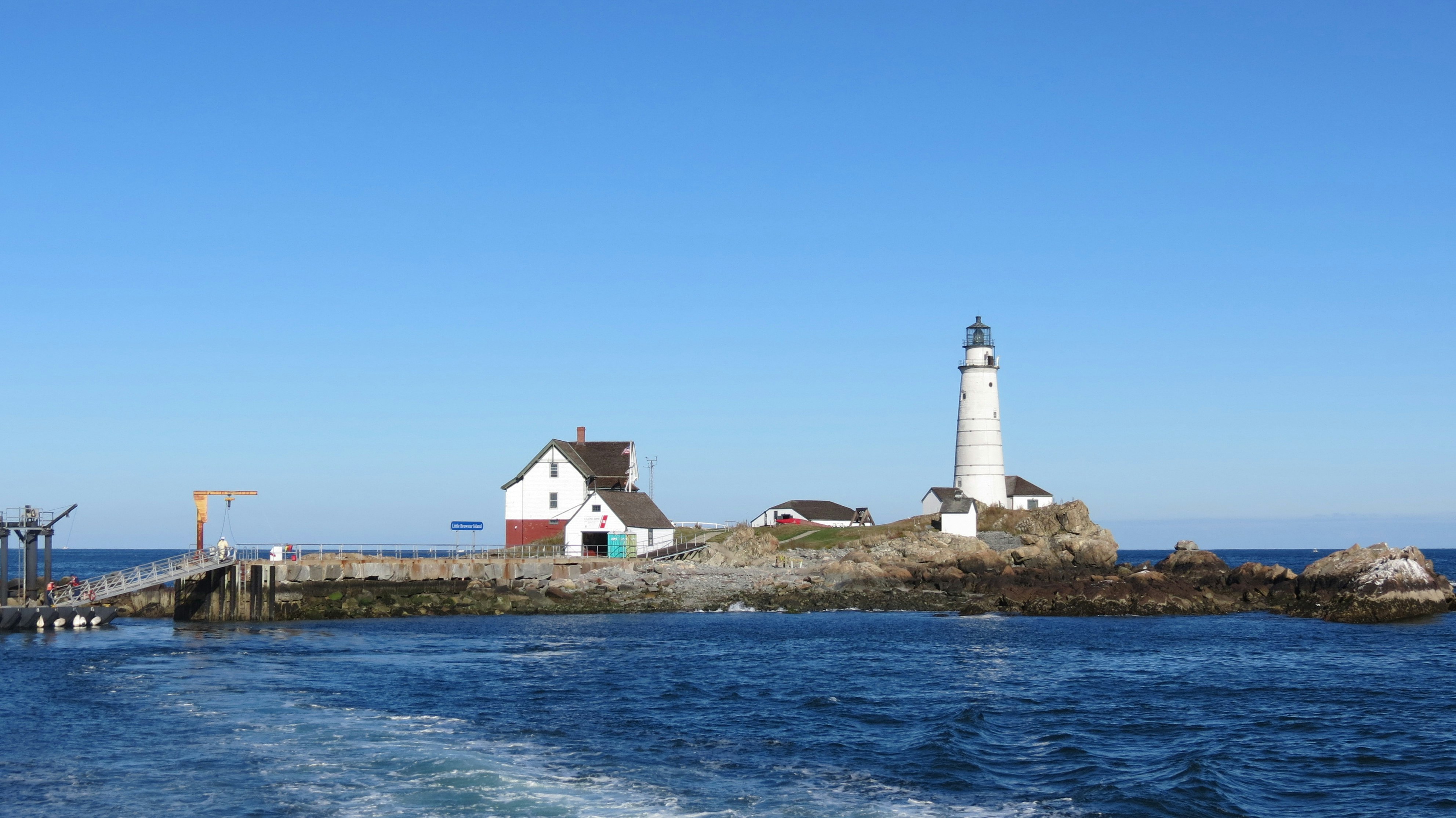 America's oldest lighthouse is on Little Brewster Island. Image by Robert Linsdell / CC BY 2.0