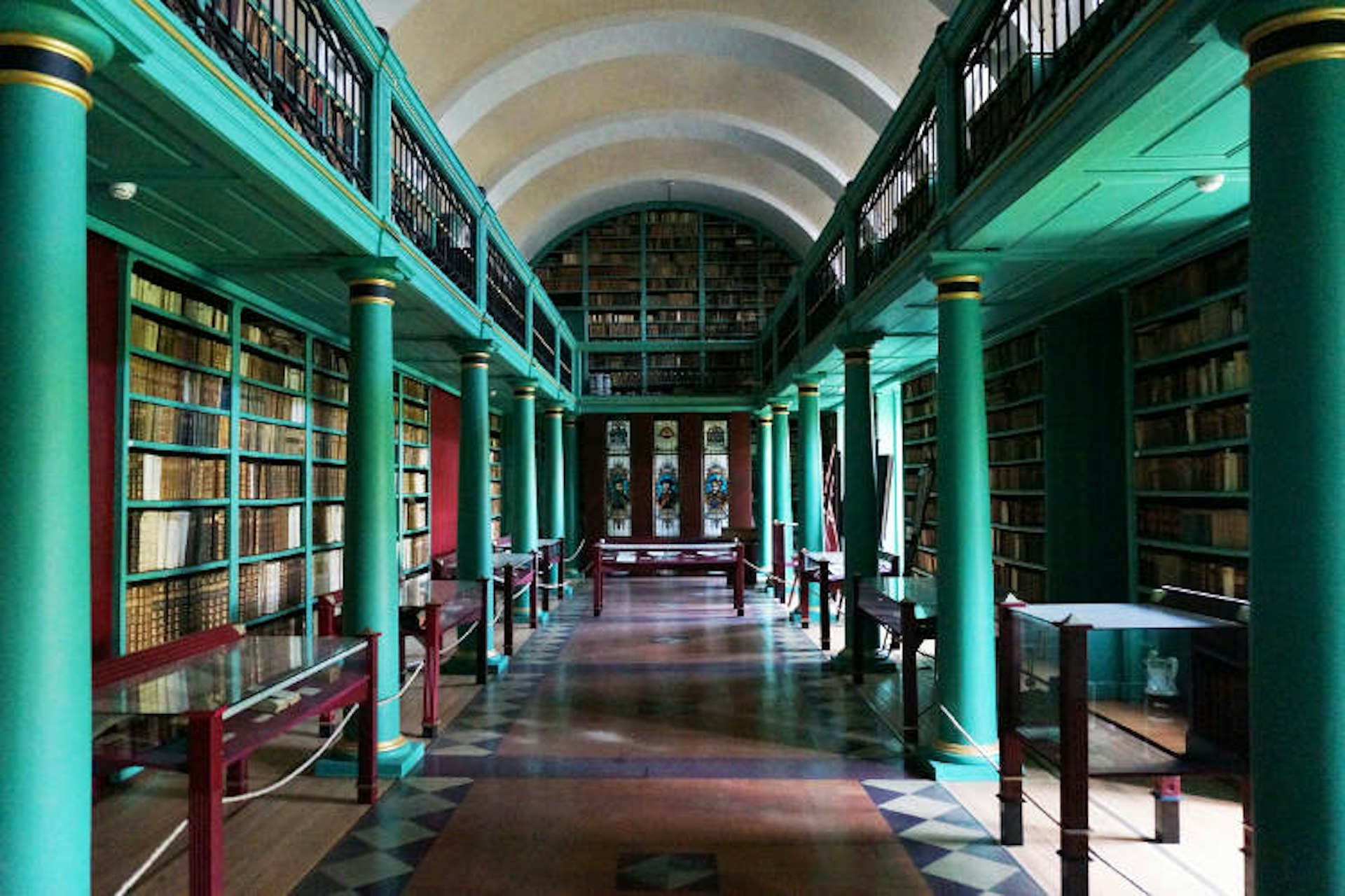 Aquamarine stylings in the library of Debrecen's Calvinist College. Image by Anita Isalska / Lonely Planet