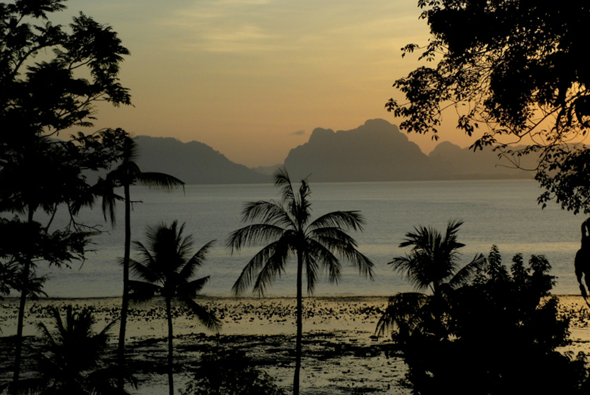 Sunrise on Ko Yao Noi, Thailand. Image by Rev Stan CC BY 2.0