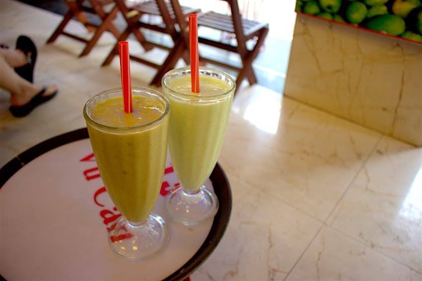 Features - Vietnam-coffee-avocado-shake Vietnamese avocado-with-coffee shake