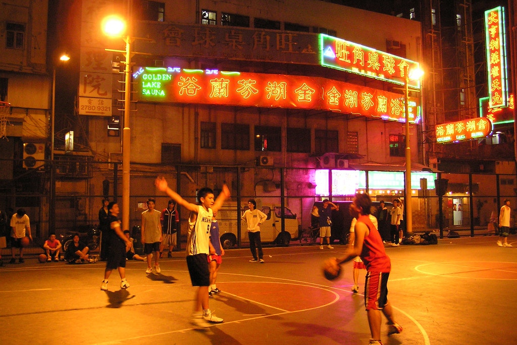 Late-night basketball is popular in Kowloon. Image by Marcus Hansson / CC BY 2.0