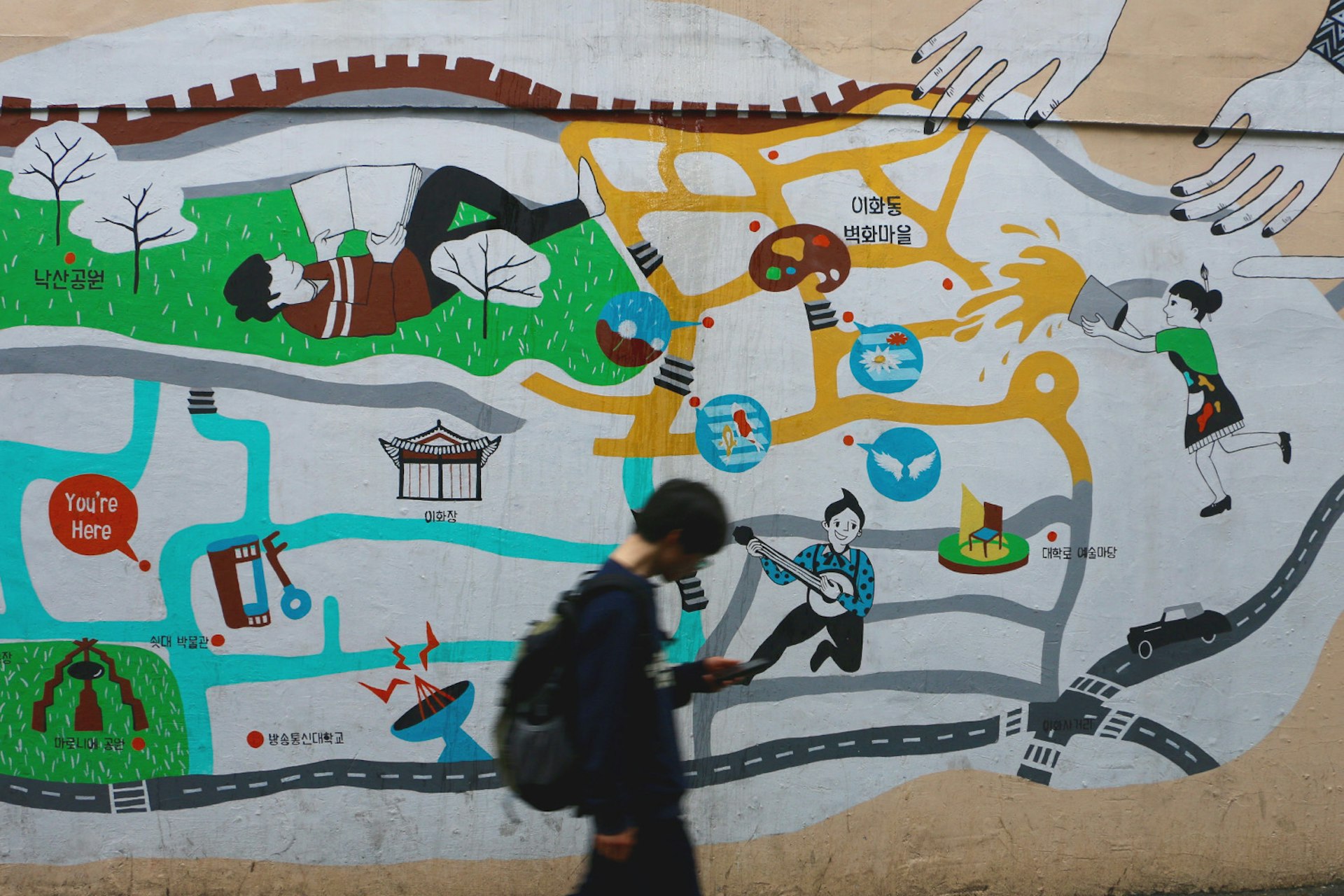 Street art map of street art in Ihwa Maeul mural village. Image by Simon Richmond / Lonely Planet