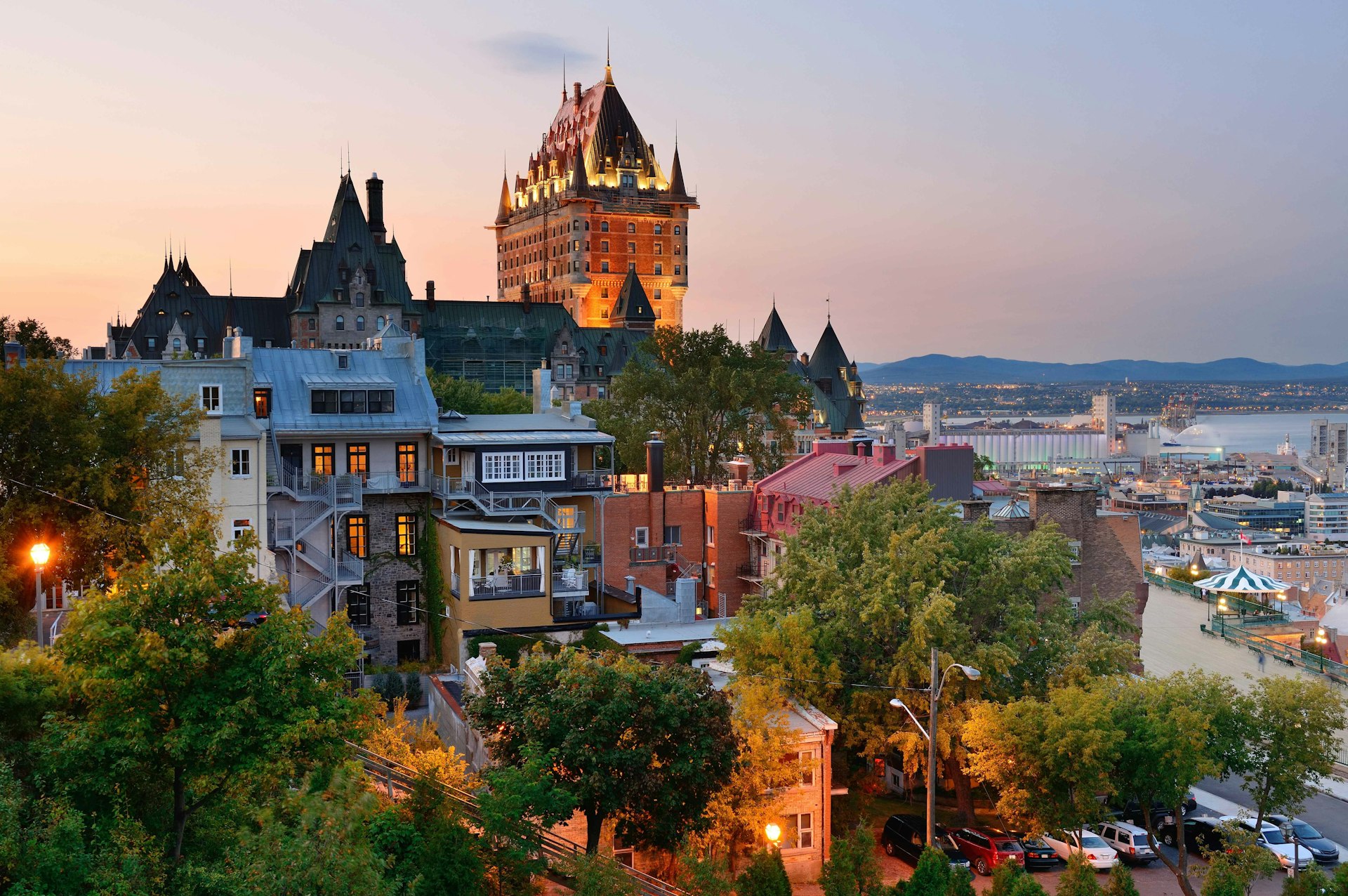 Québec City at dusk. Image by Songquan Deng / Getty