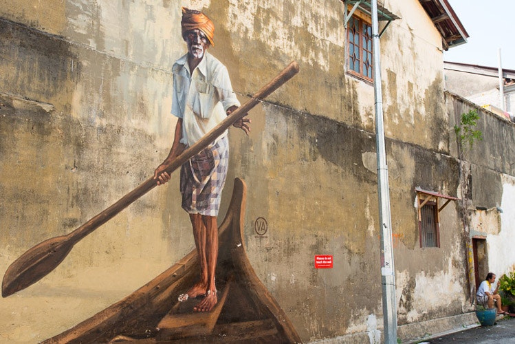 In recent years, examples of privately commissioned street art, such as this piece on Lebuh Klang, have appeared across George Town, Penang. Image by Lonely Planet