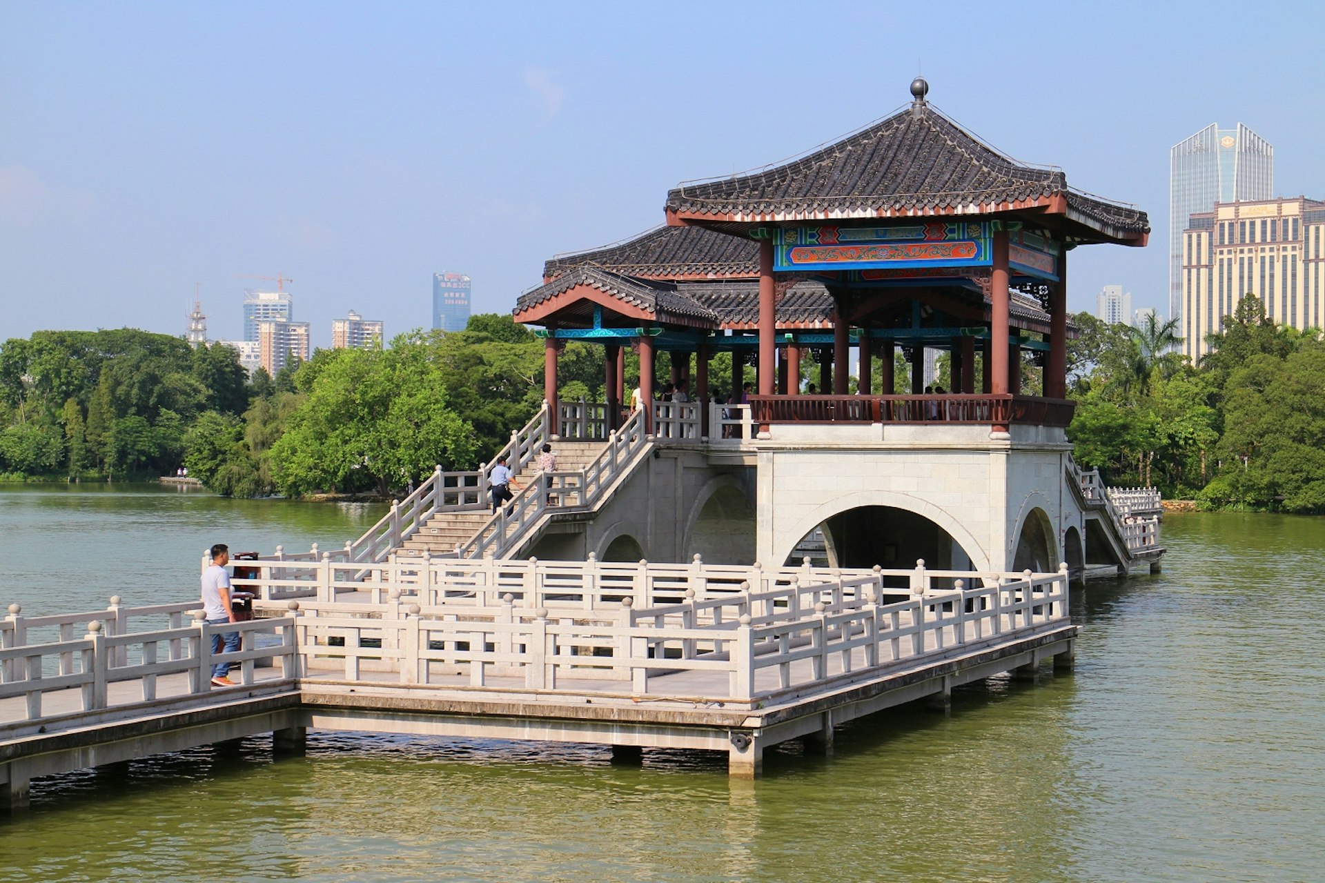 Jiuqu: 'nine bends bridge' zigzags across West Lake. Image by Thomas Bird / Lonely Planet