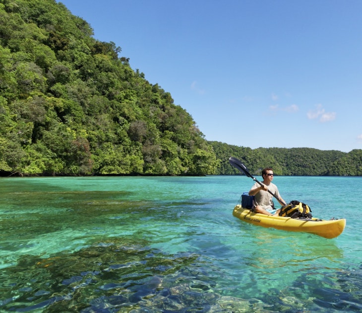 Features - kayakig in the Rock Islands, Palau