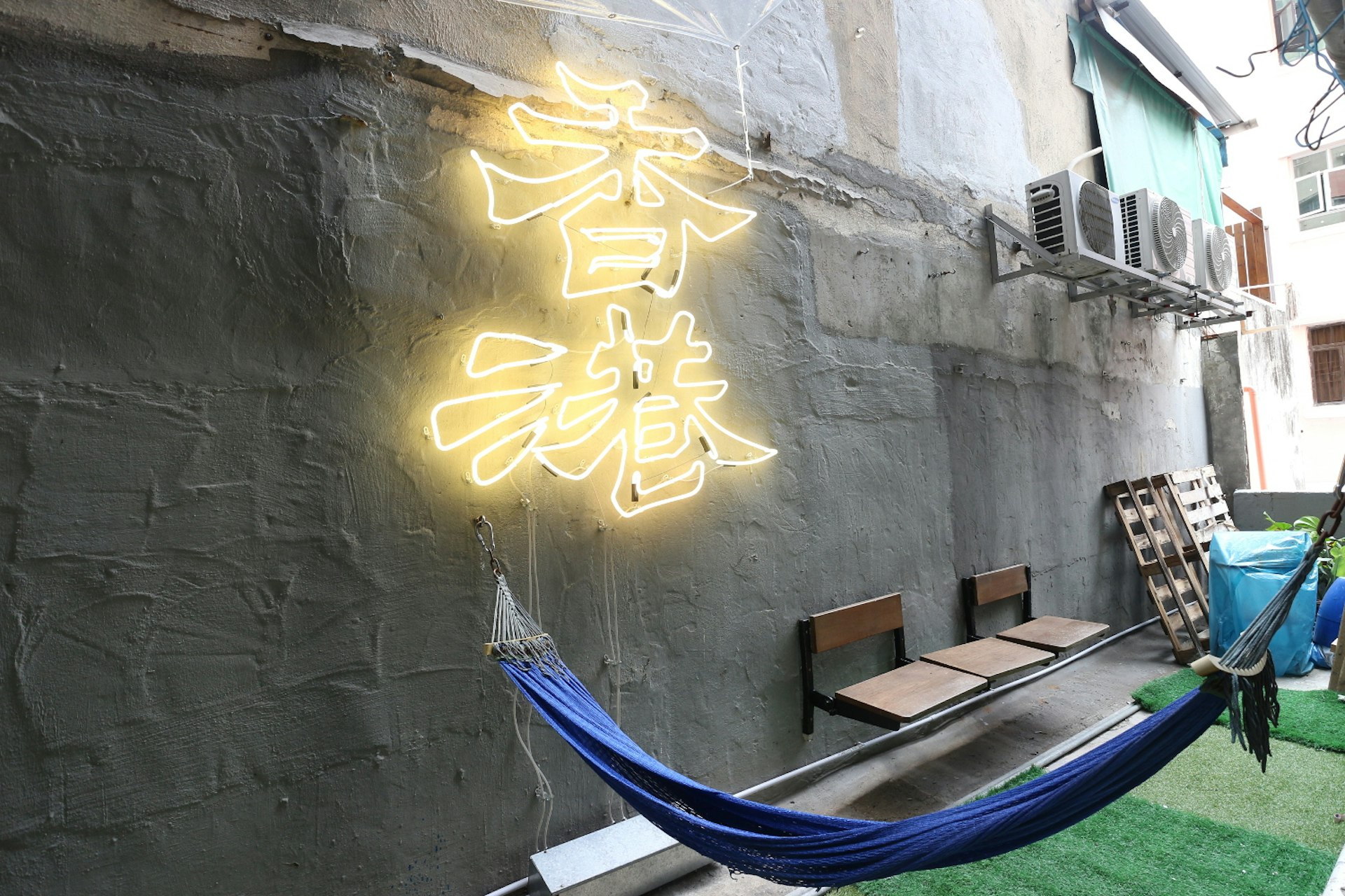 Escape the bustle: Wontonmeen's chill-out area. Image by Piera Chen / Lonely Planet