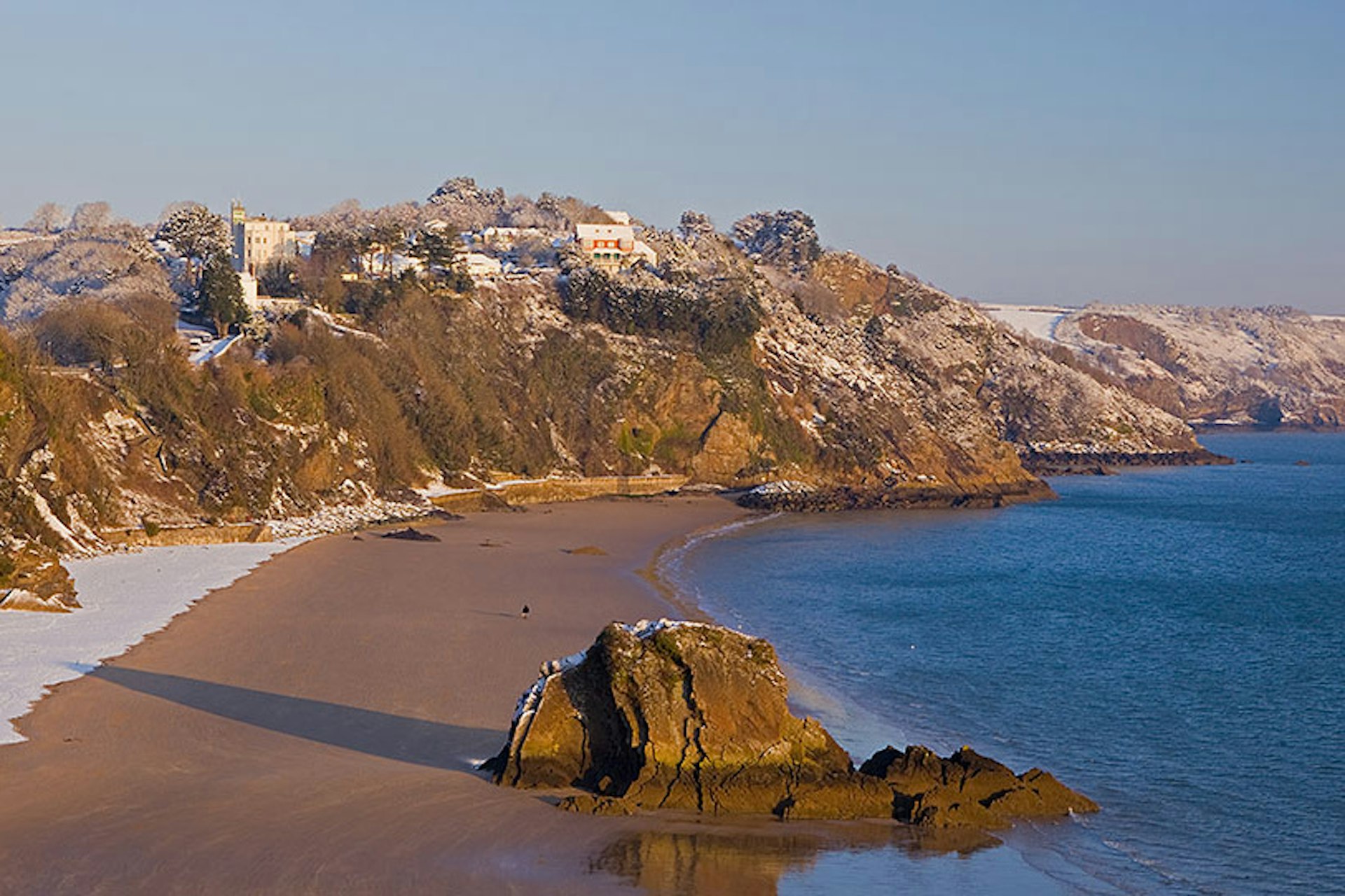 Tenby, Pembrokeshire. Image by David Evans / CC BY 2.0