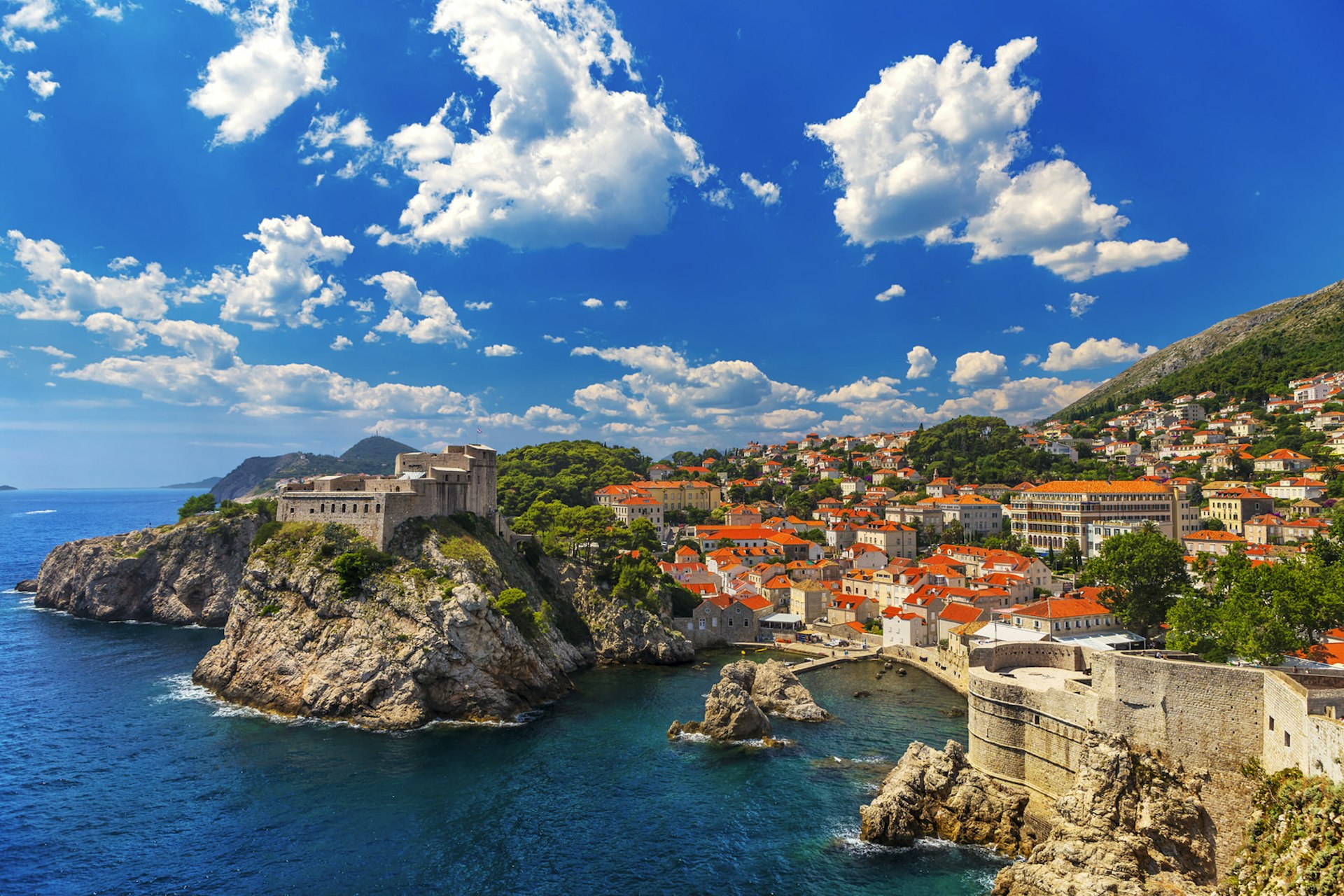 The postcard-perfect city of Dubrovnik, Croatia, awaits drivers of the country's Adriatic Coast © WitR / Getty Images