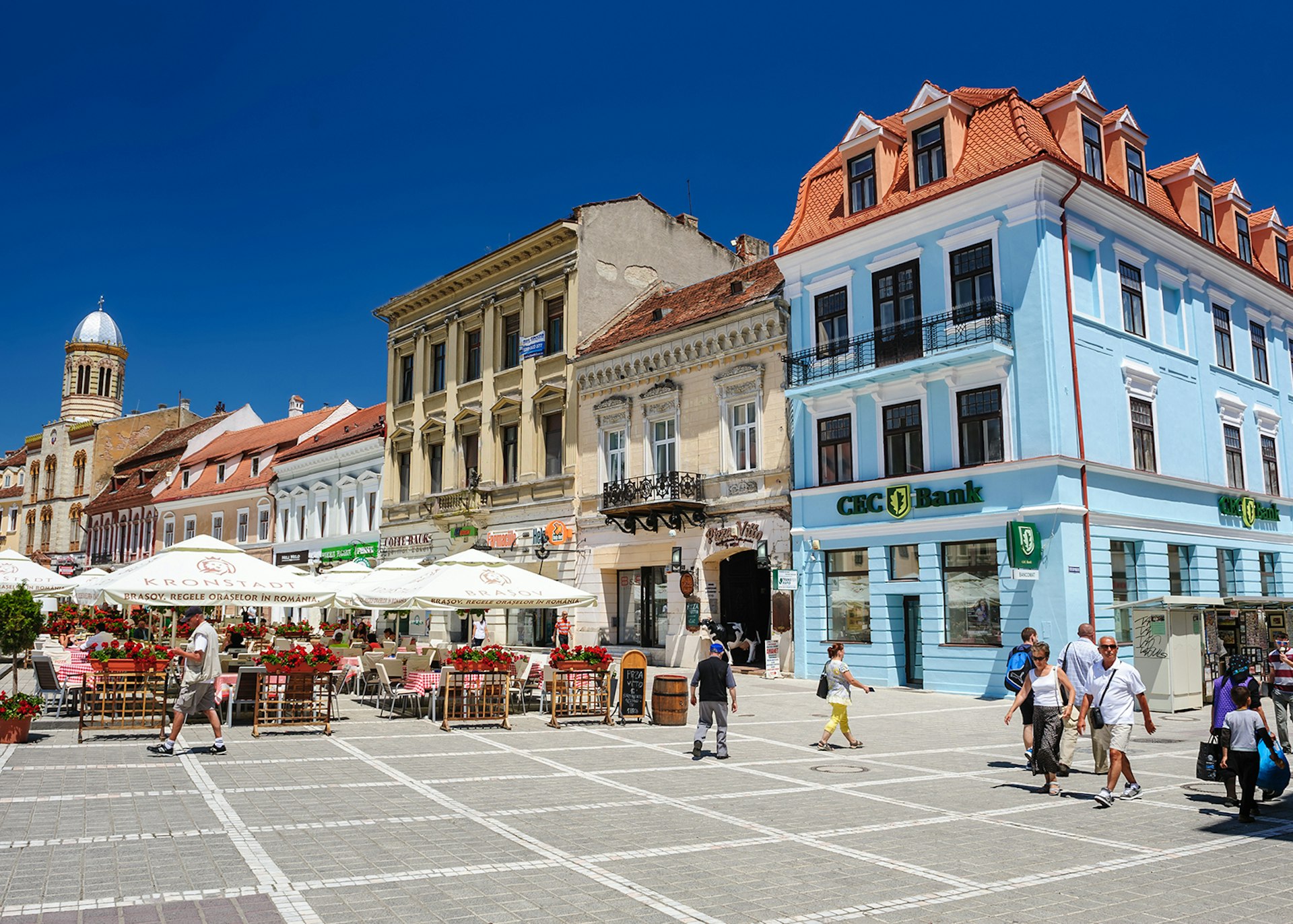 The main square of Brasov, Transylvania © Serghei Starus / Shutterstock