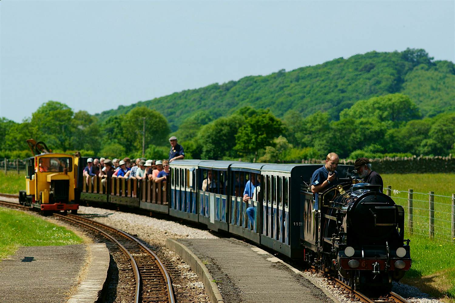 Features - Ravenglass and Eskdale Railway A locomotive arrives at Irton Road on the Ravenglass and Eskdale Railway. Image by Peter Trimming / CC BY 2.0