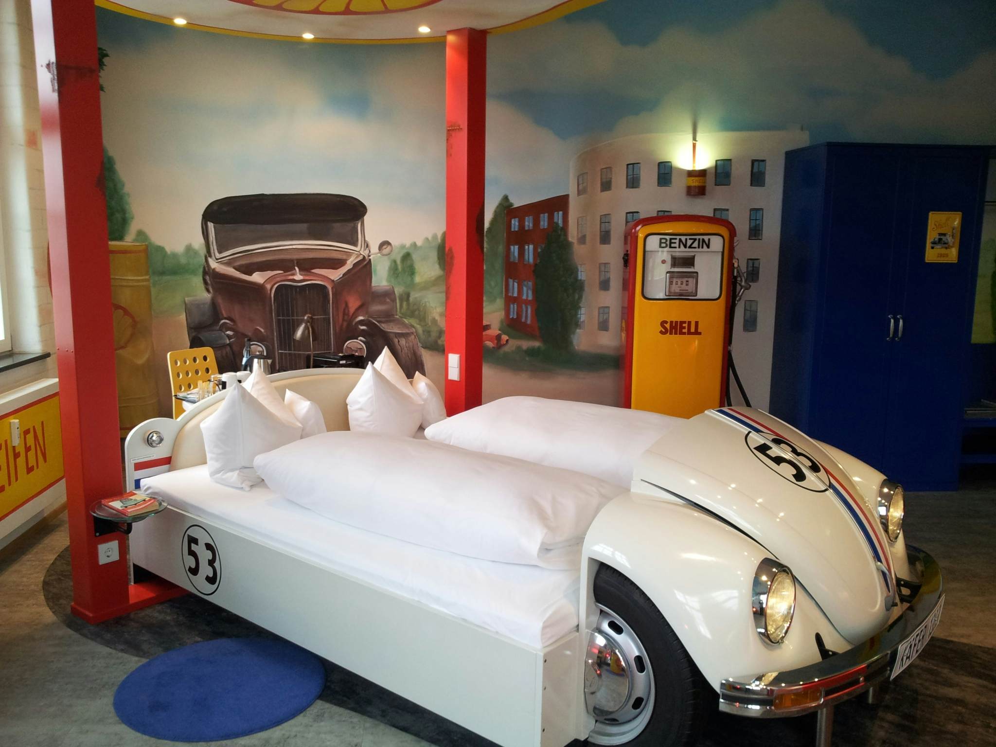 Top 10 Night Drive Beds Made From Recycled Vehicles