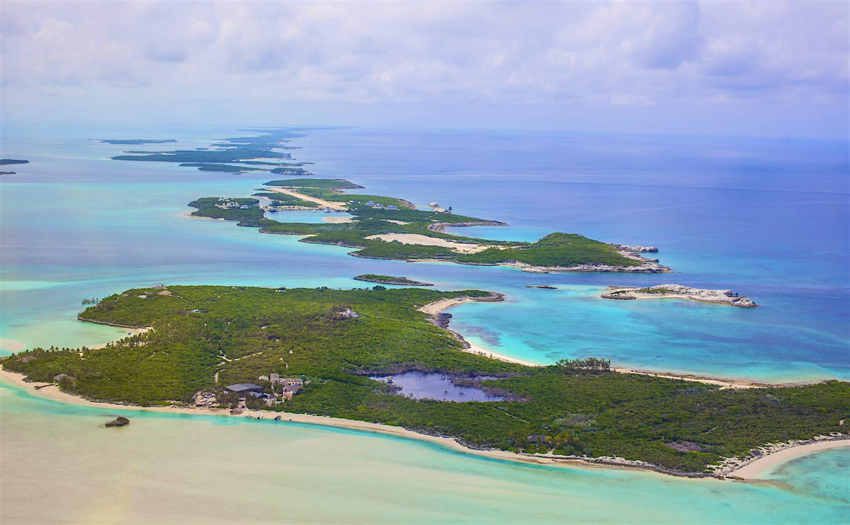 How to choose an island in the Bahamas Lonely