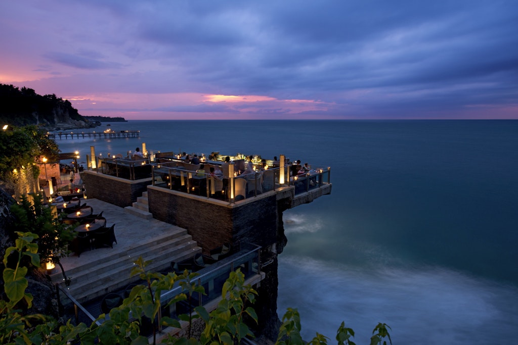 Seven perfect bars for sunsetwatching in Bali Lonely