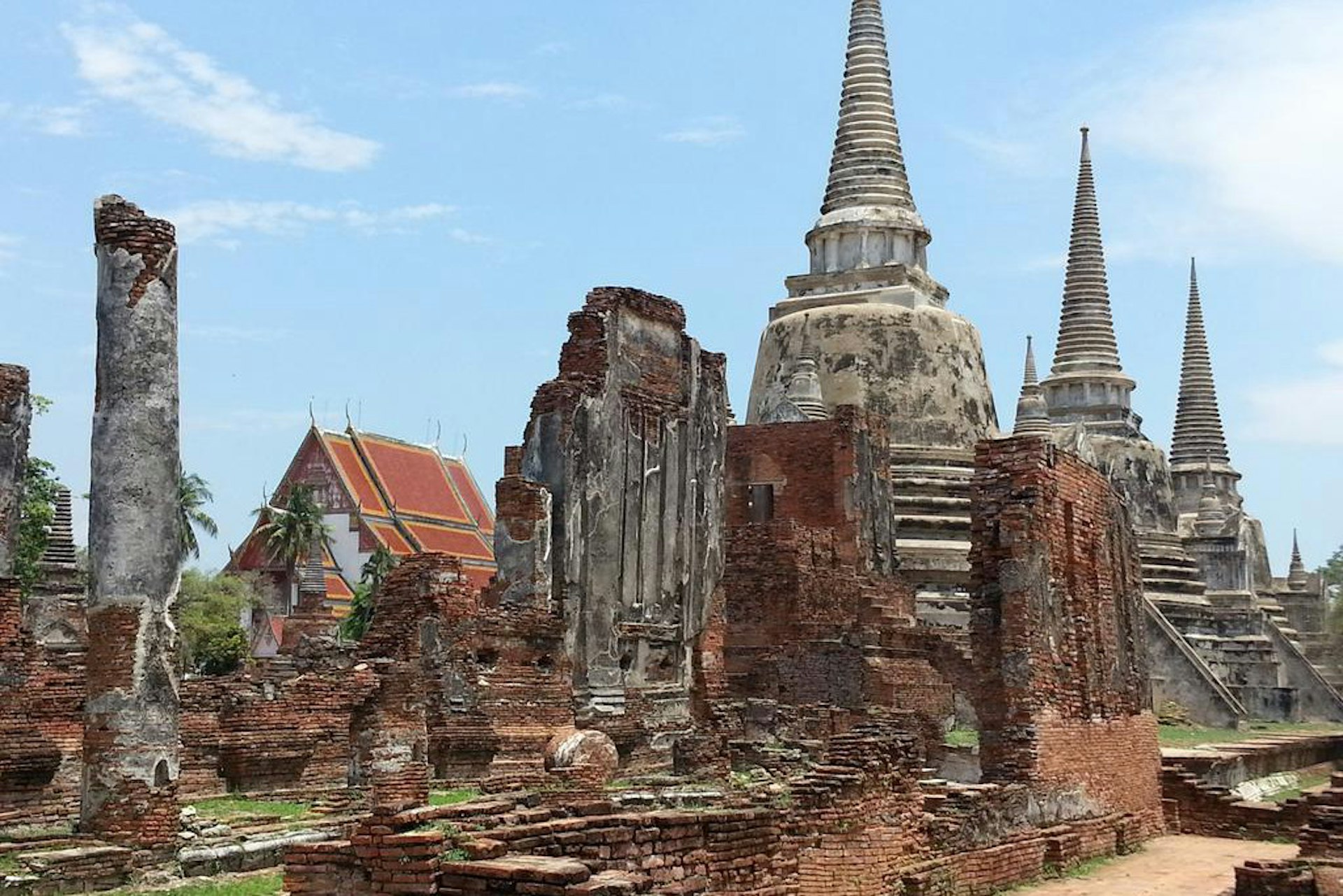 Wat Phra Si Sanphet, Ayuthaya, Thailand © Tim Bewer / Lonely Planet