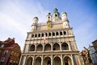 Features - town-hall-poznan-1500-cs