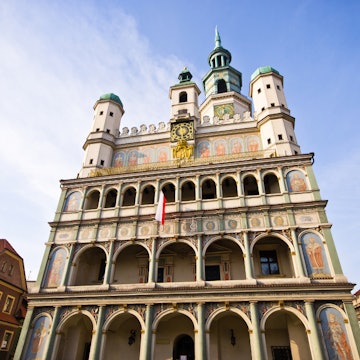 Features - town-hall-poznan-1500-cs