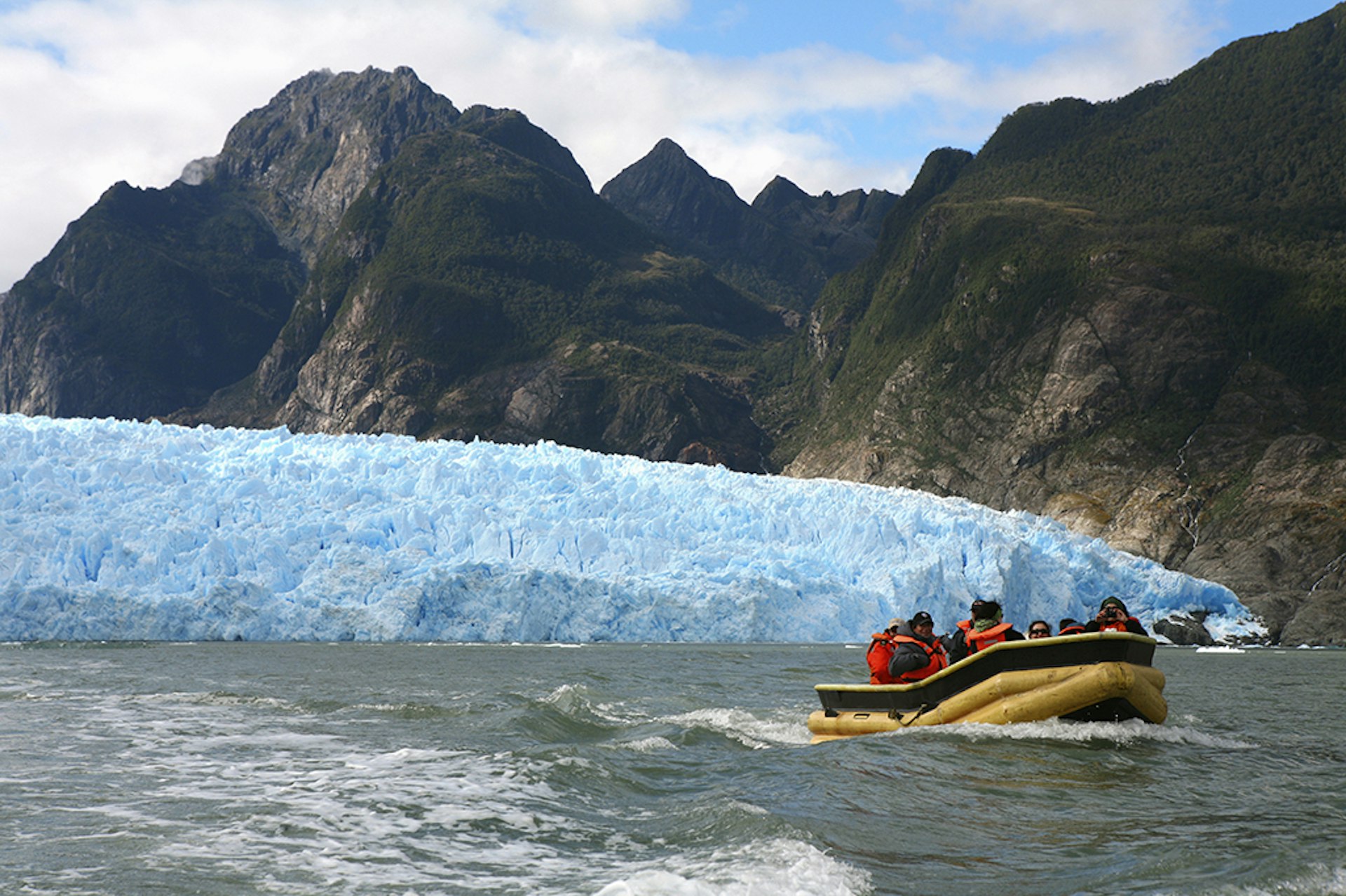 Venture out by Zodiac to explore San Rafael Glacier © Tim Draper / Getty Images