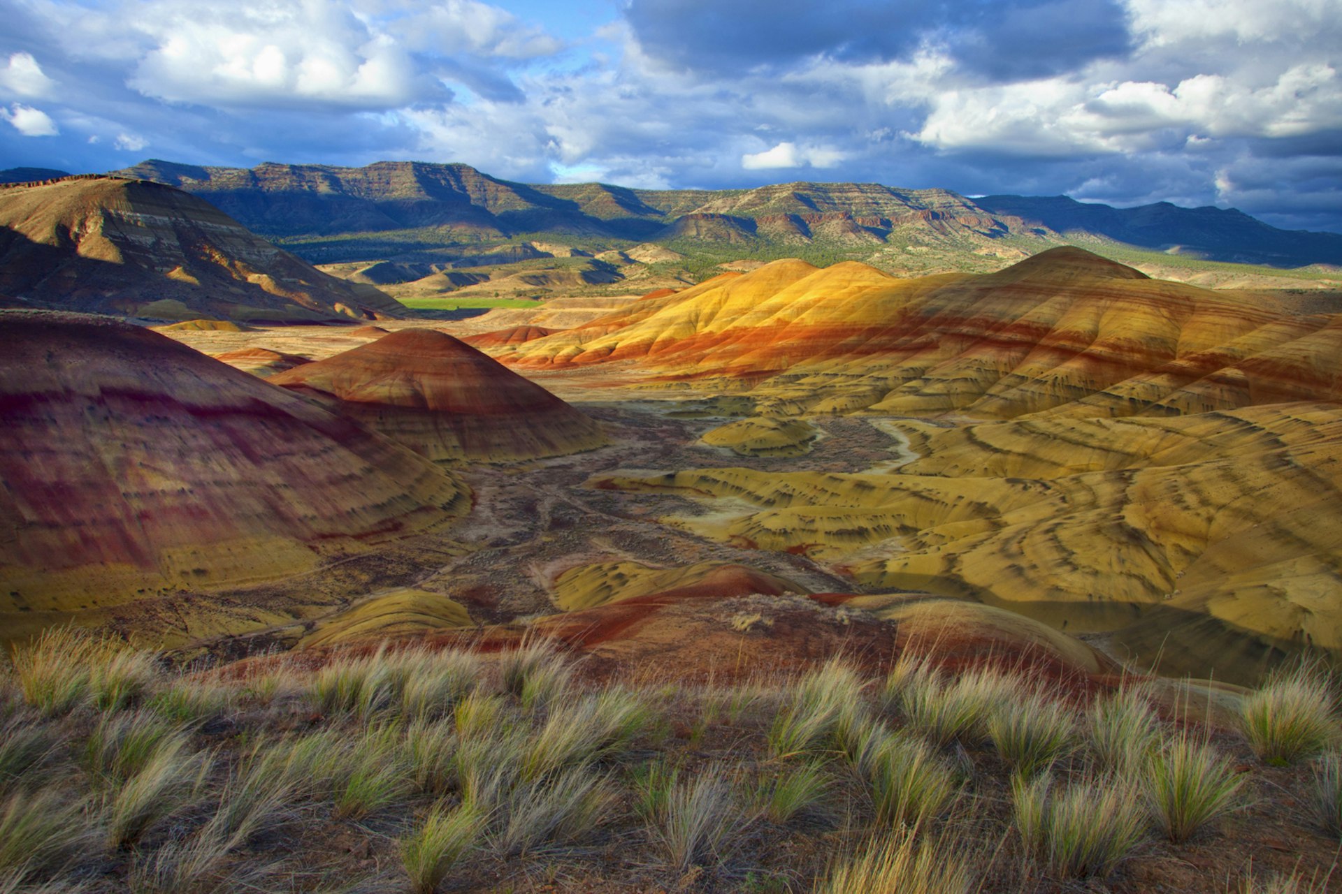 Formed by layers of volcanic ash and other deposits, the Painted Hills are a bewitching Oregon sight © Danita Delimont / Gallo Images / Getty