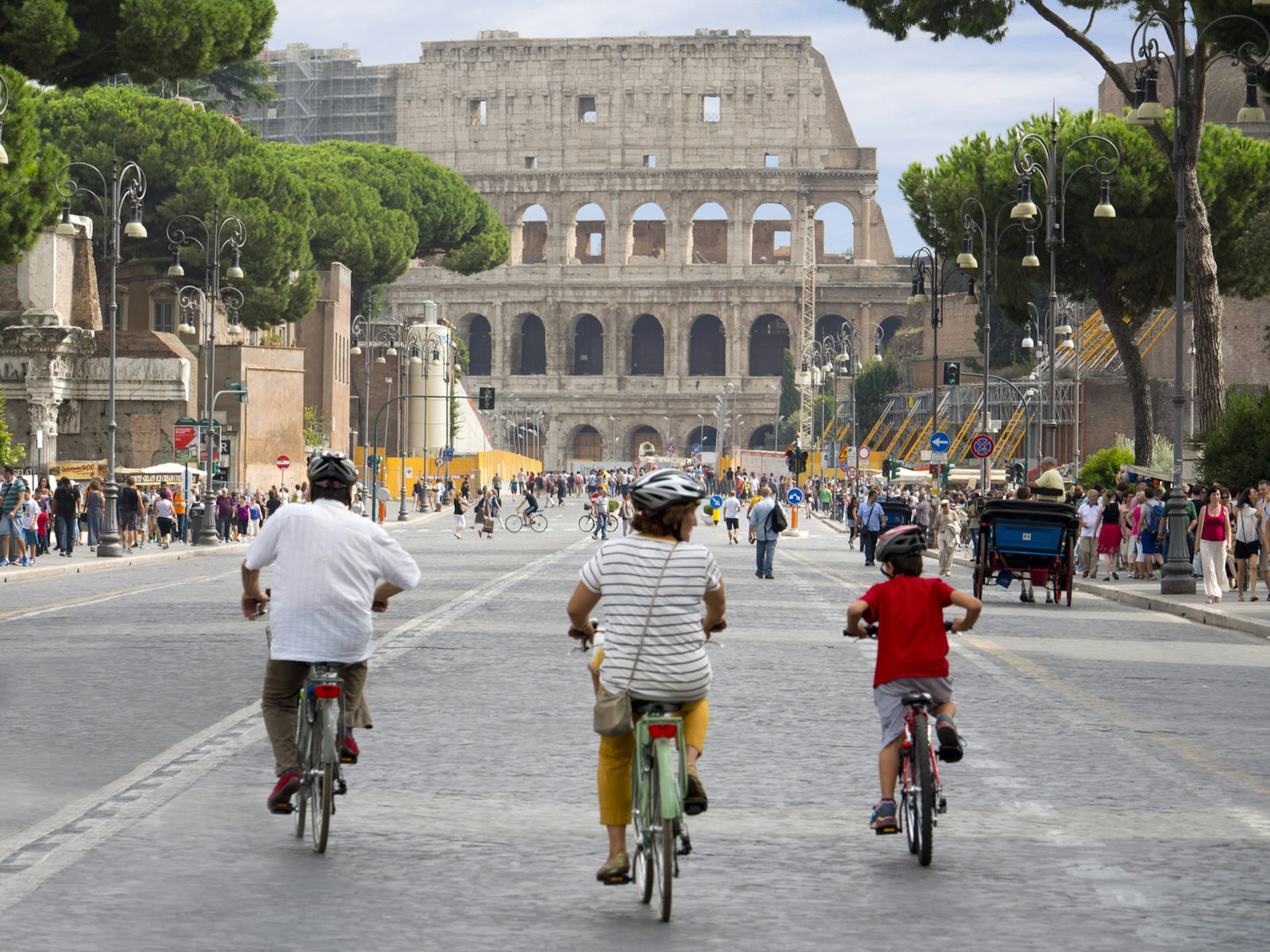 Cycling to the Colosseum, Rome