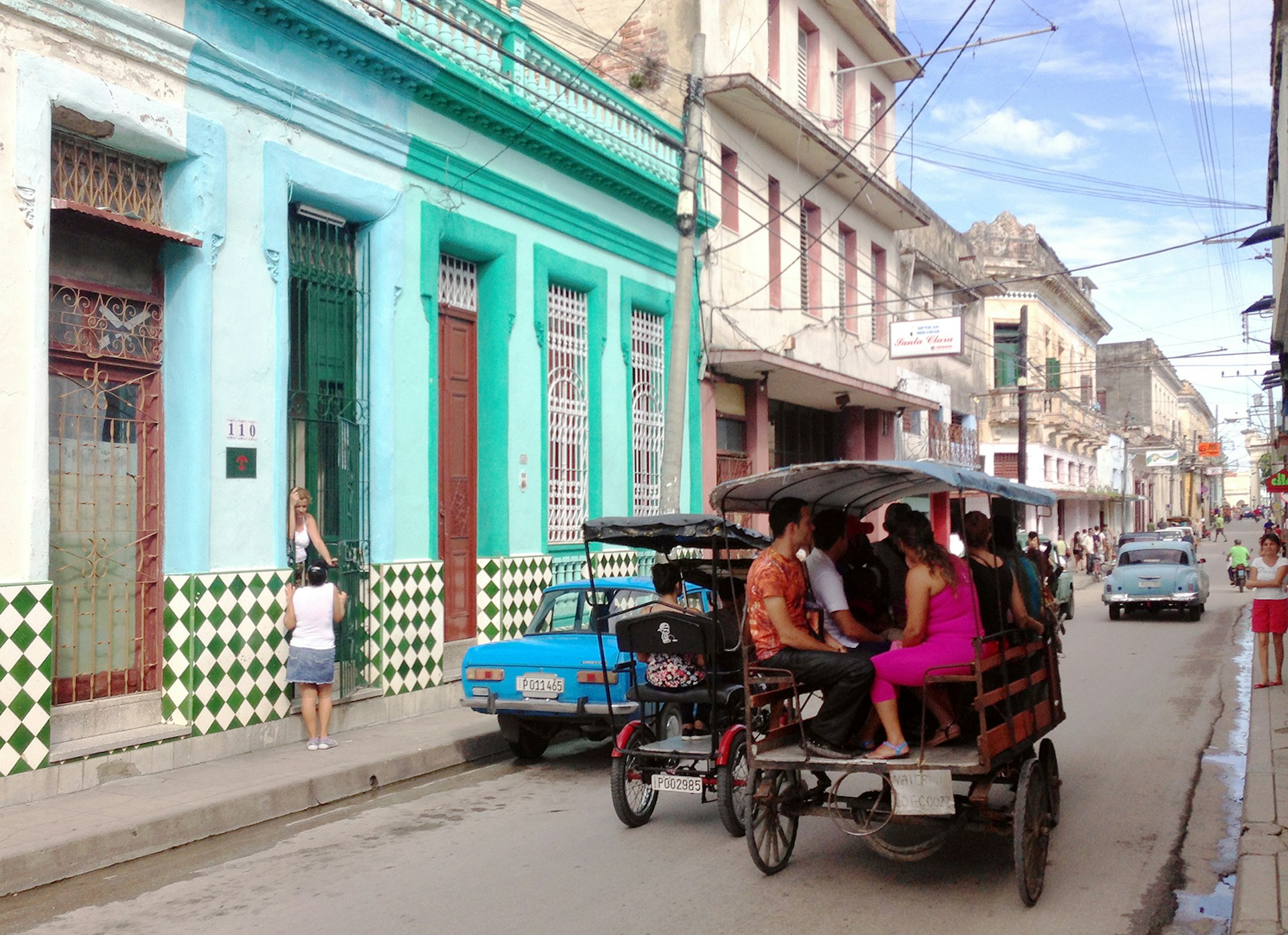 Carts and tuk tuks are common modes of transport in Cuba © Georgina Wilson-Powell