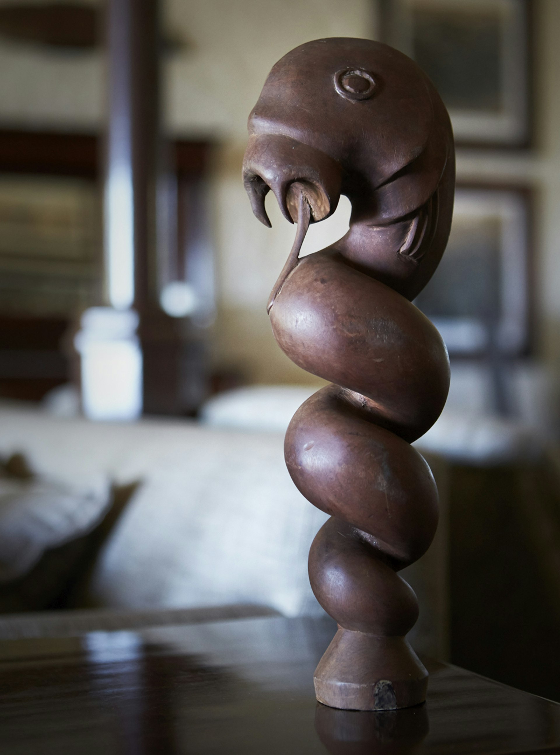 A wooden carving of Nyami Nyami © Jonathan Gregson