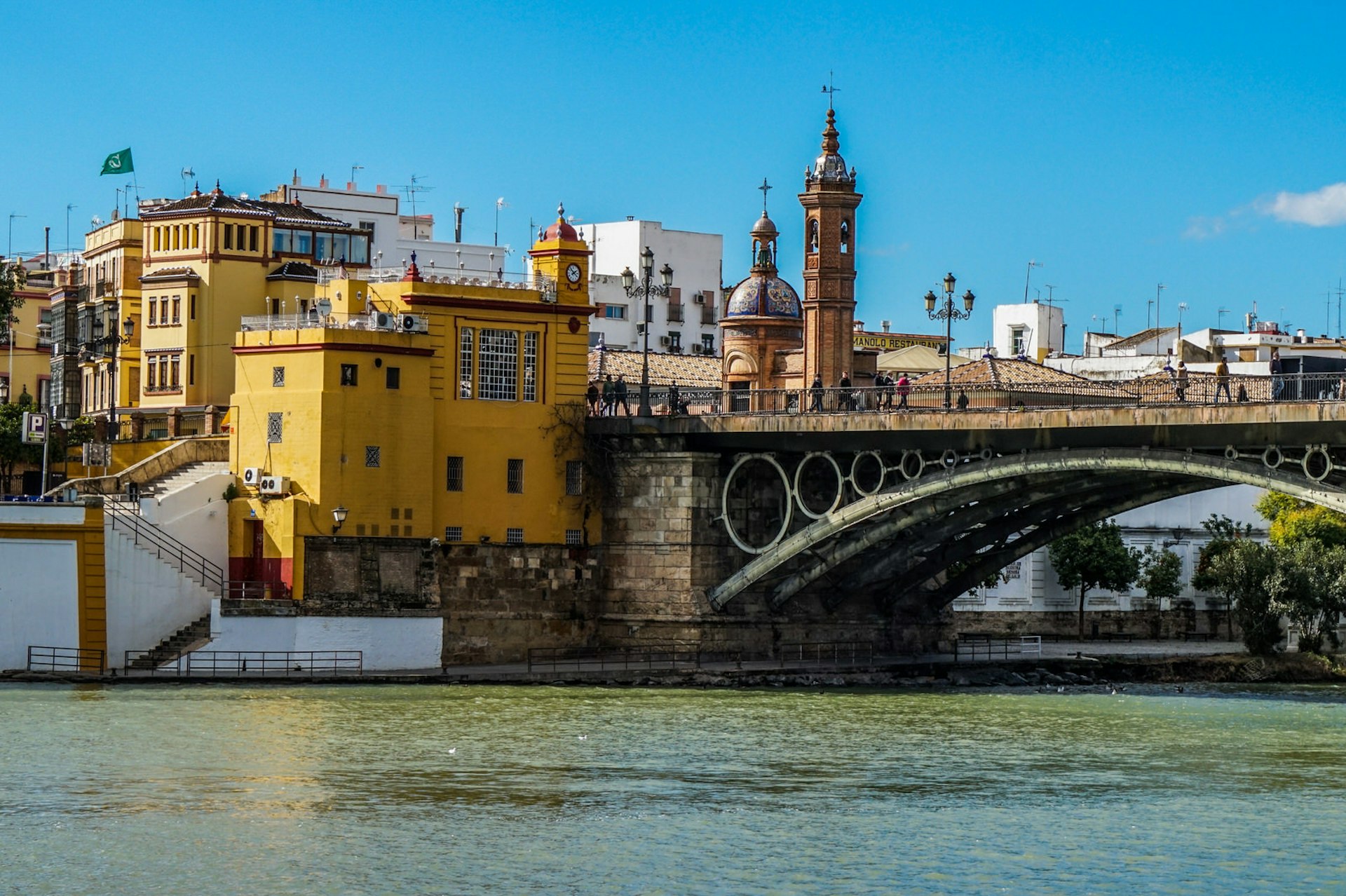 The Isabel II Bridge is usually considered the 'entry gate' into the Triana neighbourhood © Brendan Sainsbury / Lonely Planet