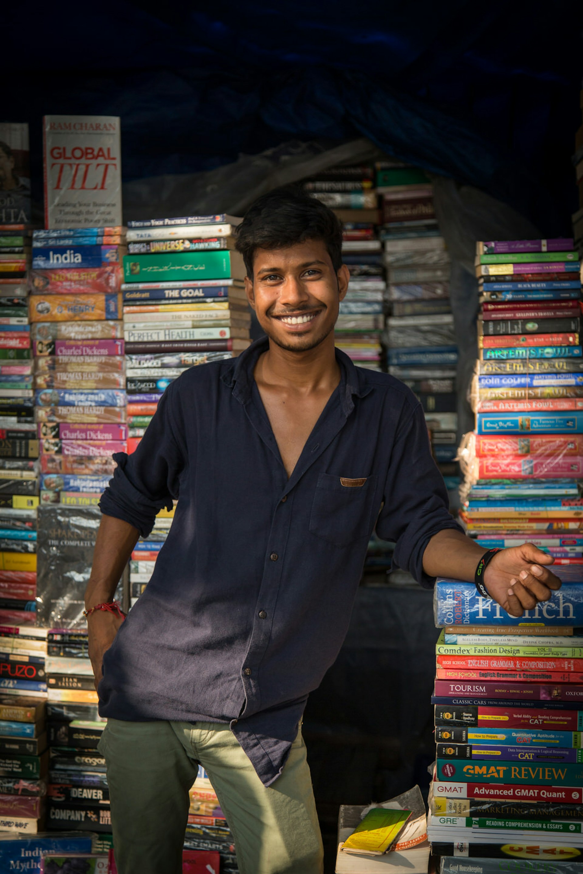 Sachin Roy, a bookseller, at his stall on Hutatma Chowk © Philip Lee Harvey / Lonely Planet