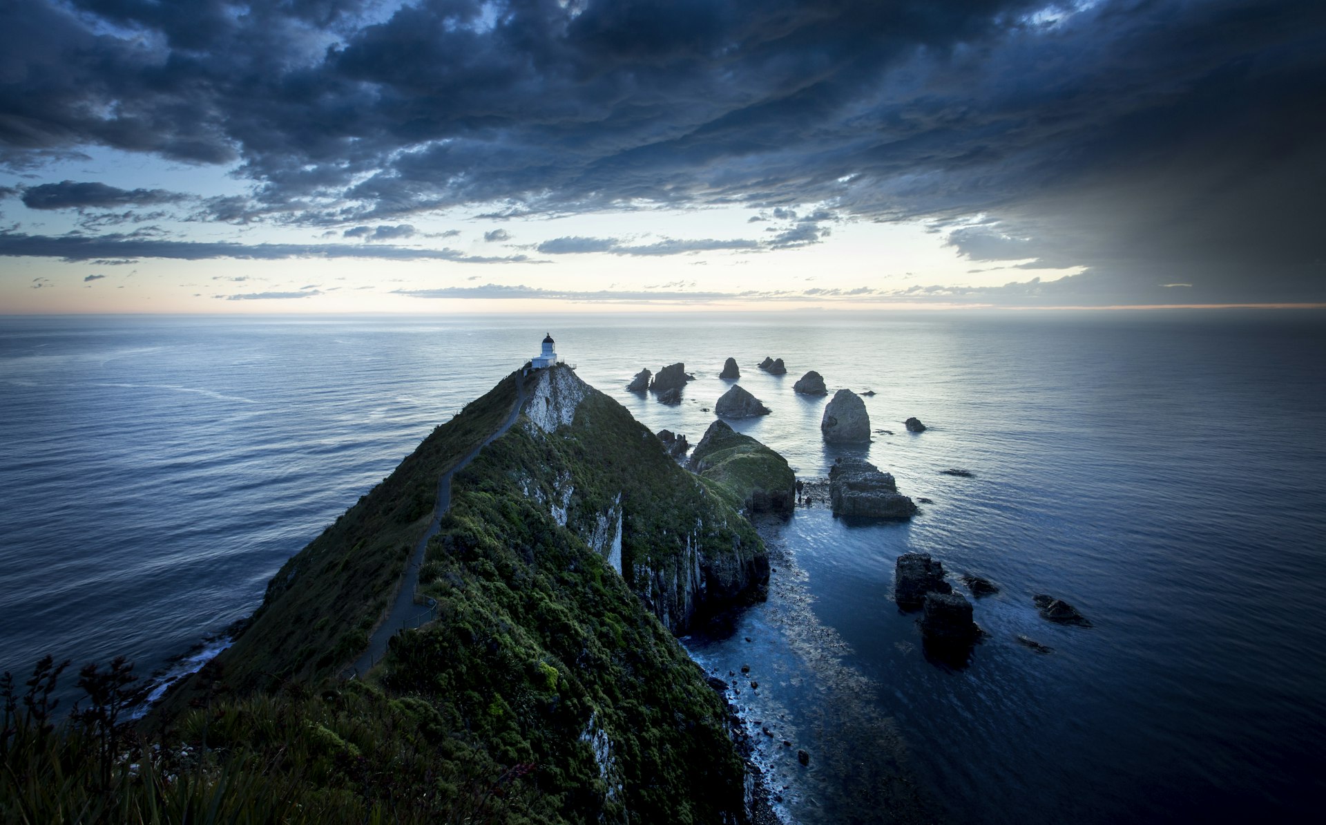 Drink in the dramatic views at Nugget Point on the Otago coast © Nathan Kaso Photography / Getty Images