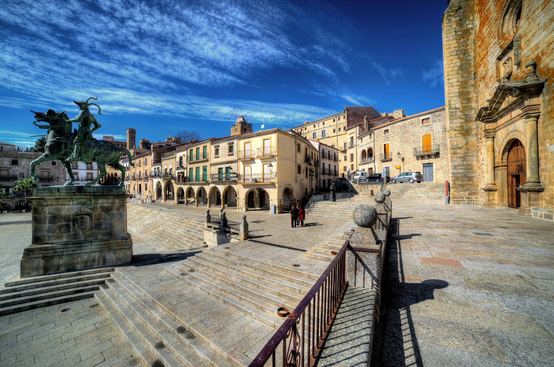 Trujillo's main square is an architectural delight, filled with buildings constructed on money made by conquistadors in the New World. © Luis Davilla / Getty Images