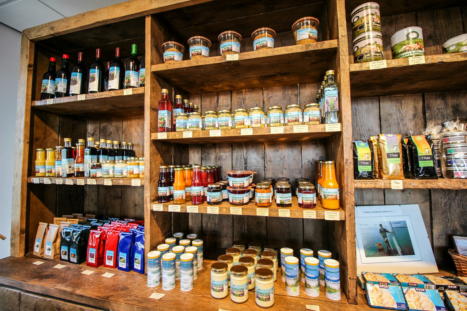 De Kade stocks a variety of Texel-made products © Catherine Le Nevez / Lonely Planet
