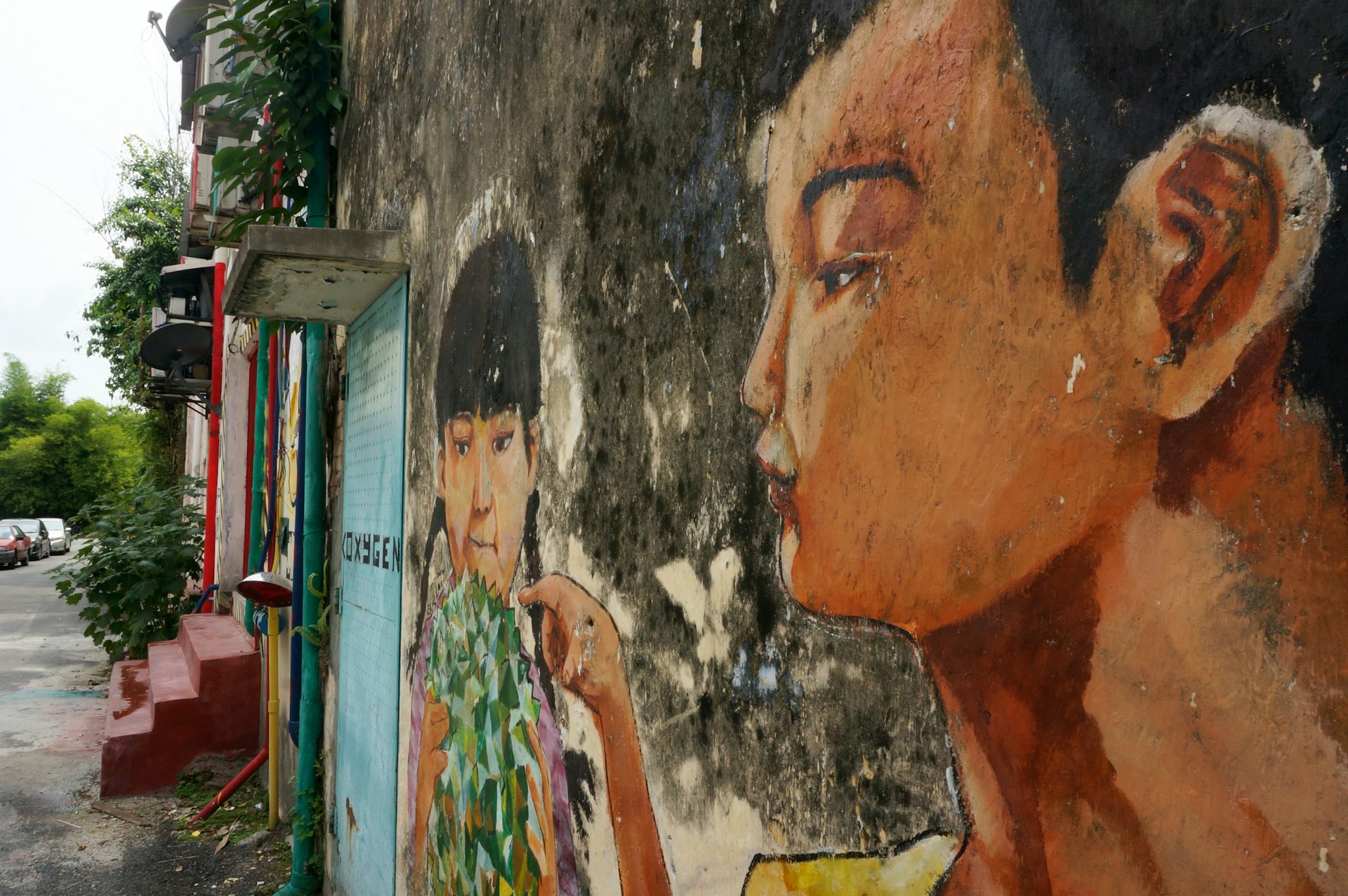 Walls become artworks in Ipoh © Anita Isalska / Lonely Planet