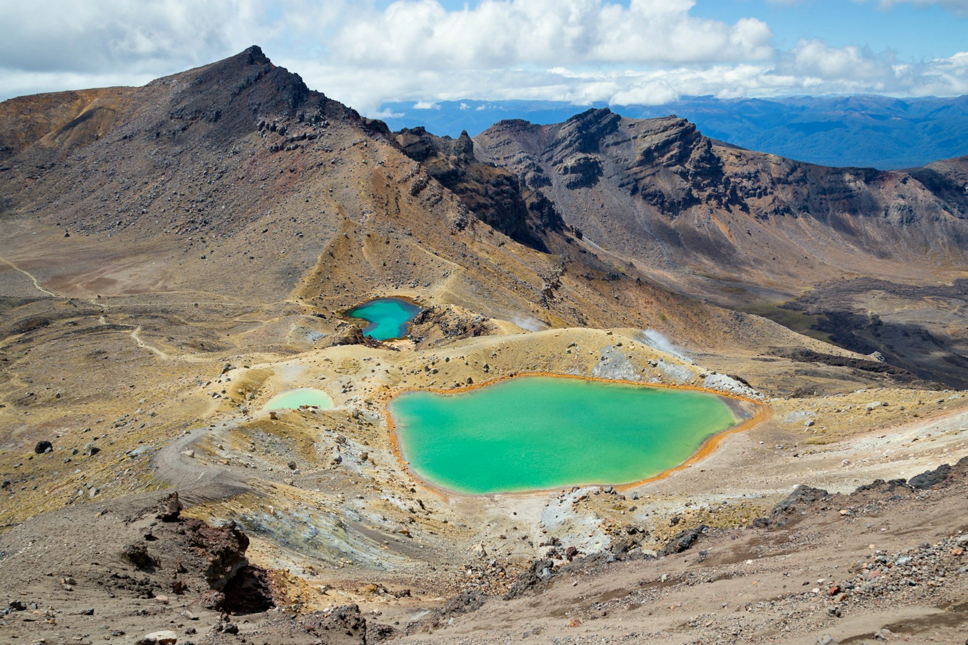 Prepare for priceless views on the Tongariro Alpine Crossing, New Zealand © Jessica Page Photo / Getty Images