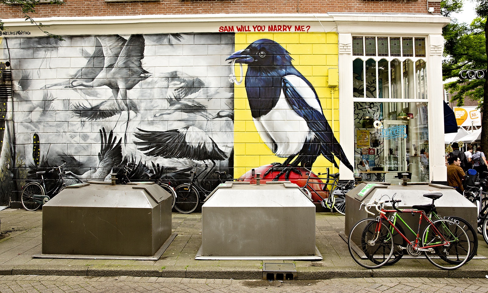 Rotterdam street mural. Photo by Jasper Pleune / Rotterdam Partners.