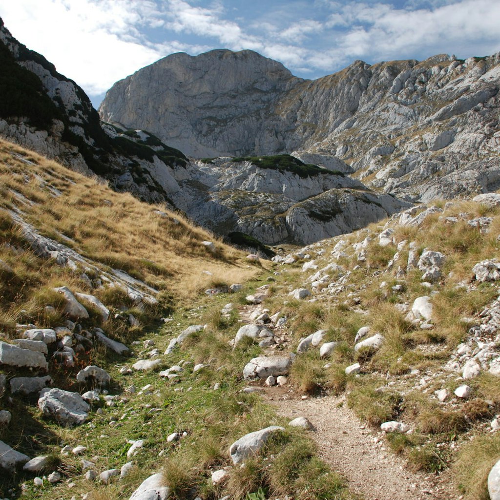 The path to Bobotov Kuk in Montenegro’s Durmitor mountains © flöschen / CC BY 2.0