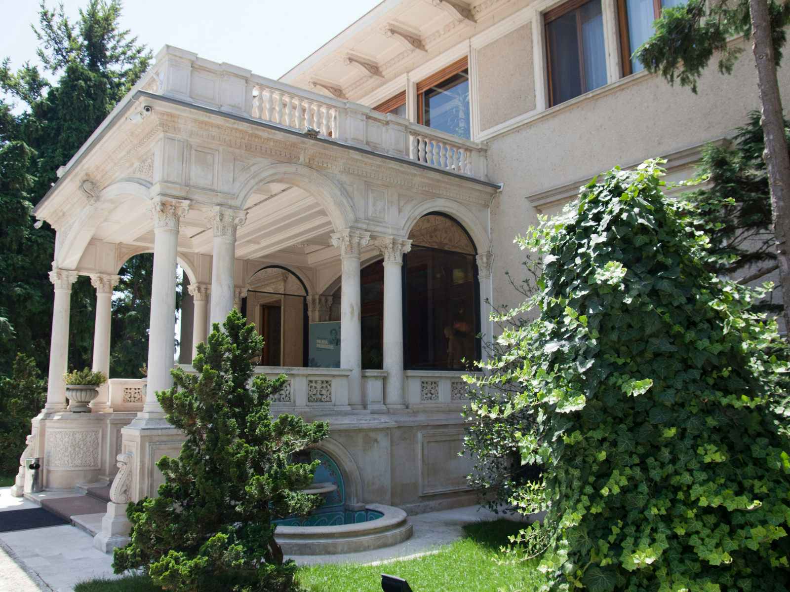 The ghosts of Bucharest’s past: a tour of the Spring Palace