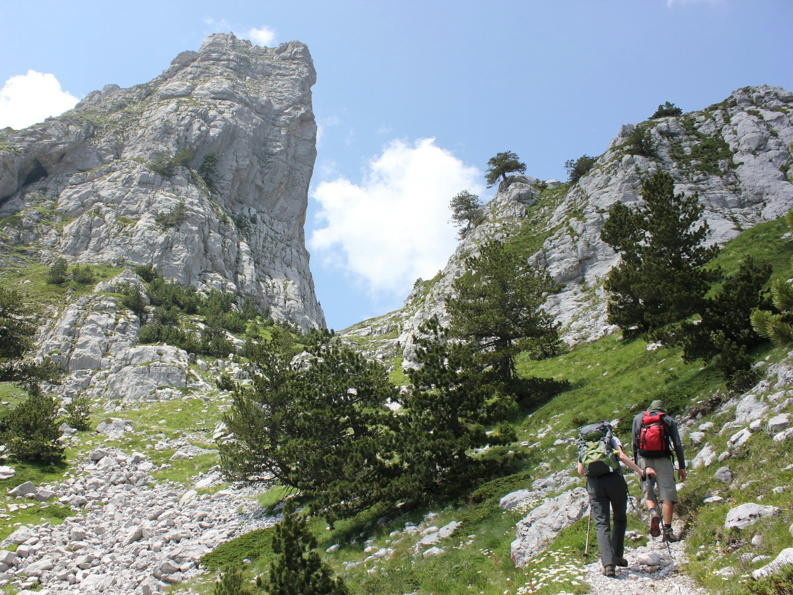 A trek from Valbona in Albania’s Accursed Mountains © NH53 / CC BY 2.0