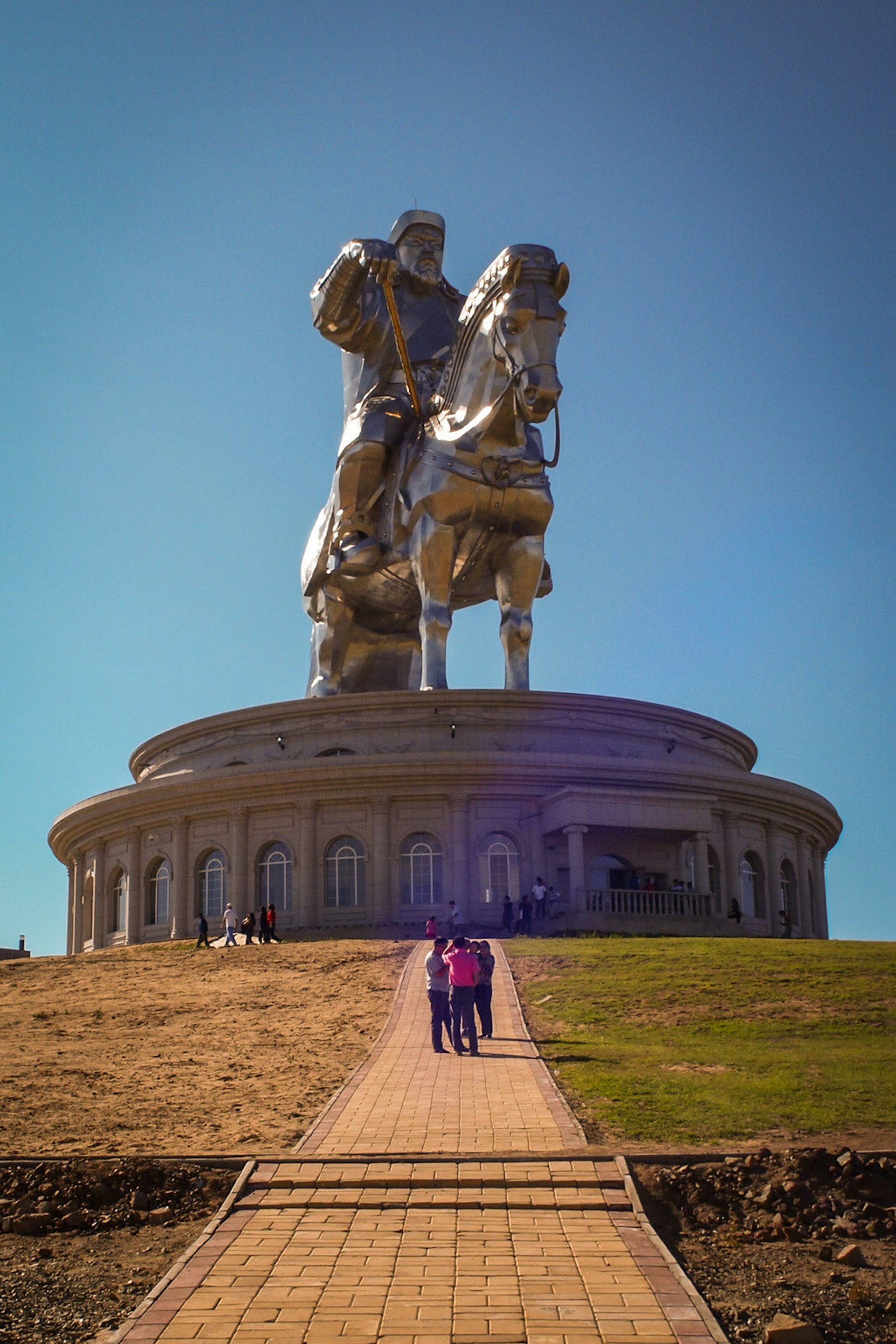 A 40-metre-high silver statue of Chinggis Khan near Nalaikh © Tom O'Malley / Lonely Planet