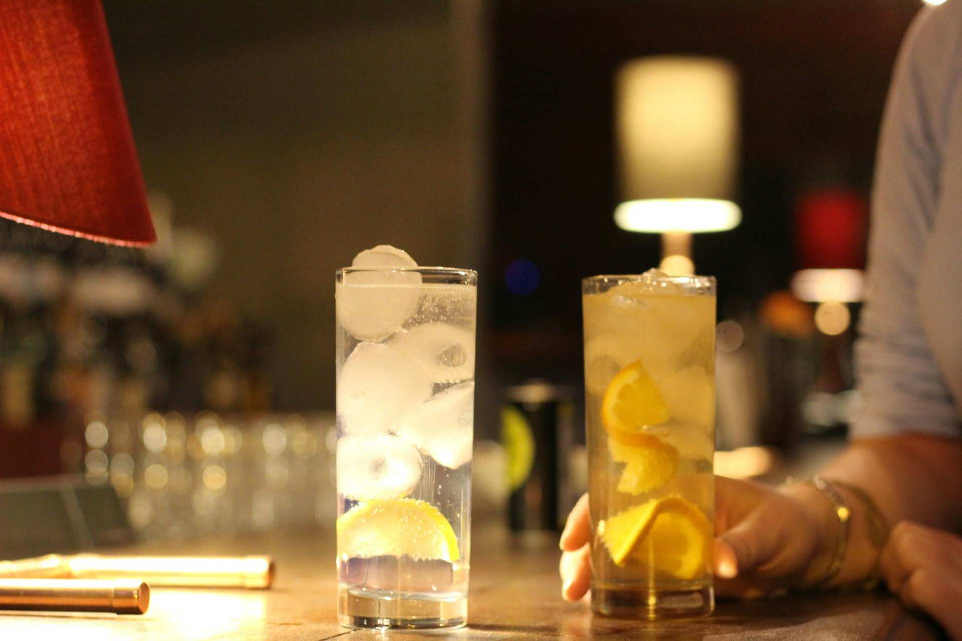 Order G&Ts and sit at the antique bar at the Cosmopolitan Hotel © Jenali Skuse / Lonely Planet