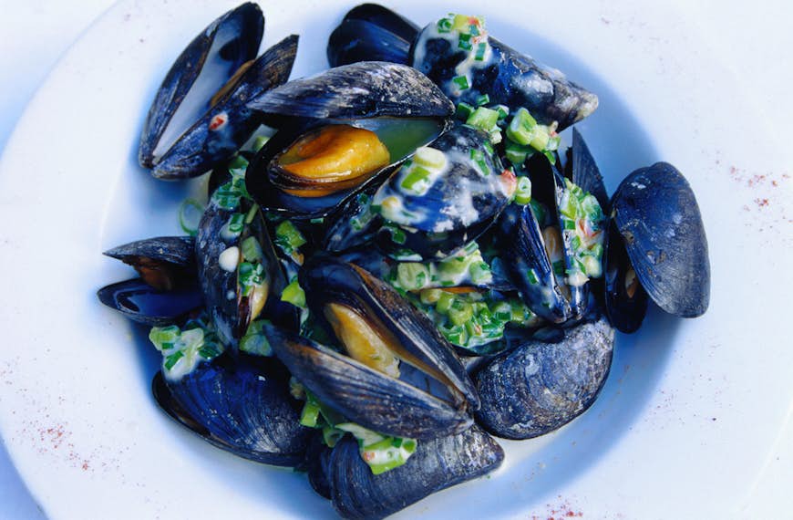 Kreativ mat på Kirwan's Lane Restaurant: irländska musslor med citrongräs, koriander och färsk gräslök