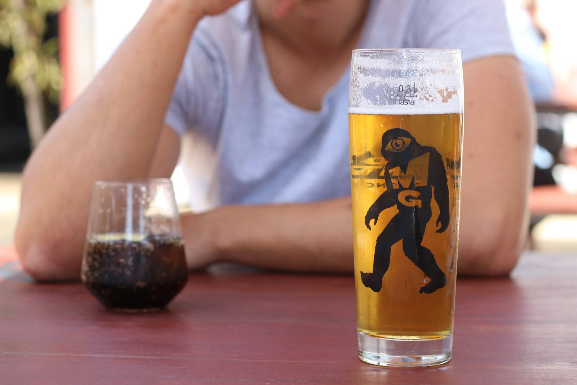 Enjoy a cold craft beer at Mad Giant © Jenali Skuse / Lonely Planet