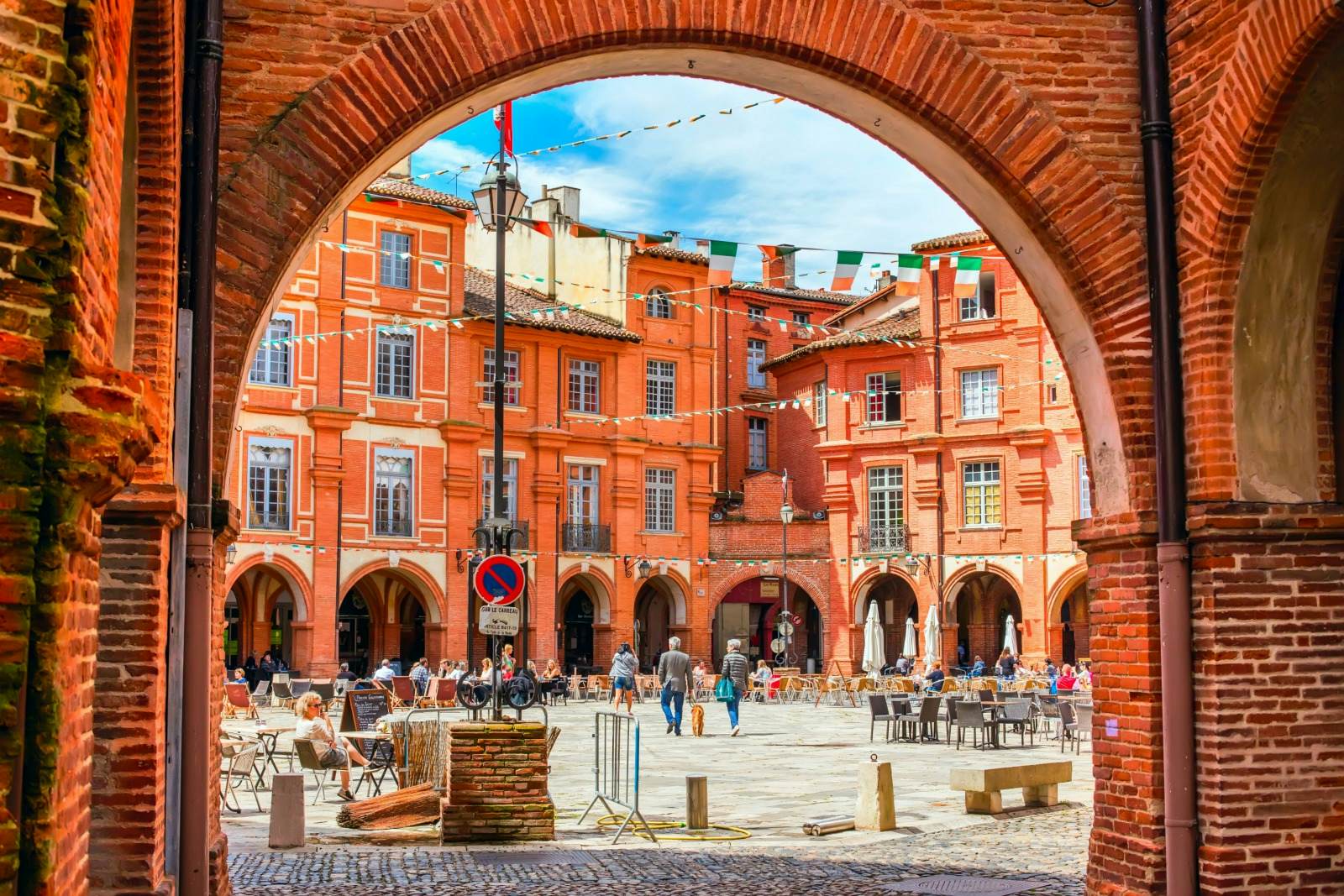 Road trip: Toulouse and the architecture of southwest France – Lonely 